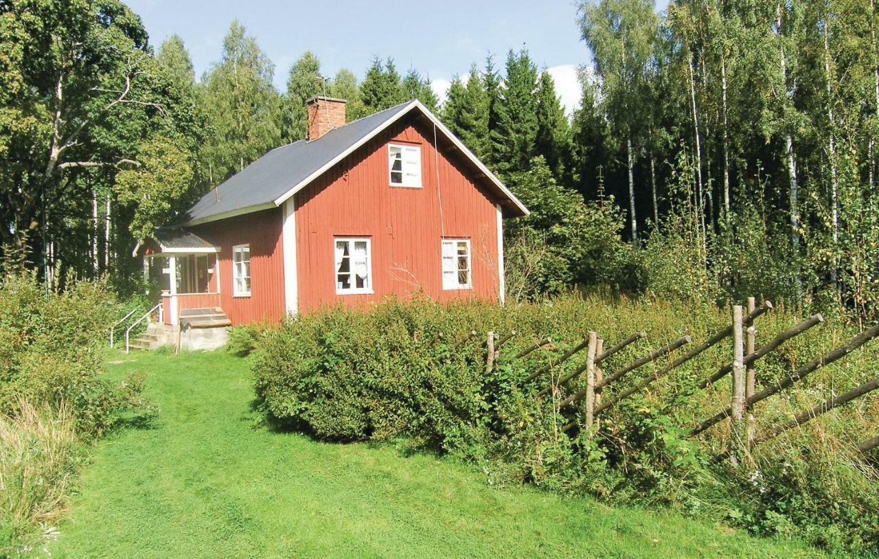 2 Bedroom Stunning Home In Molkom Sutterhojden 외부 사진